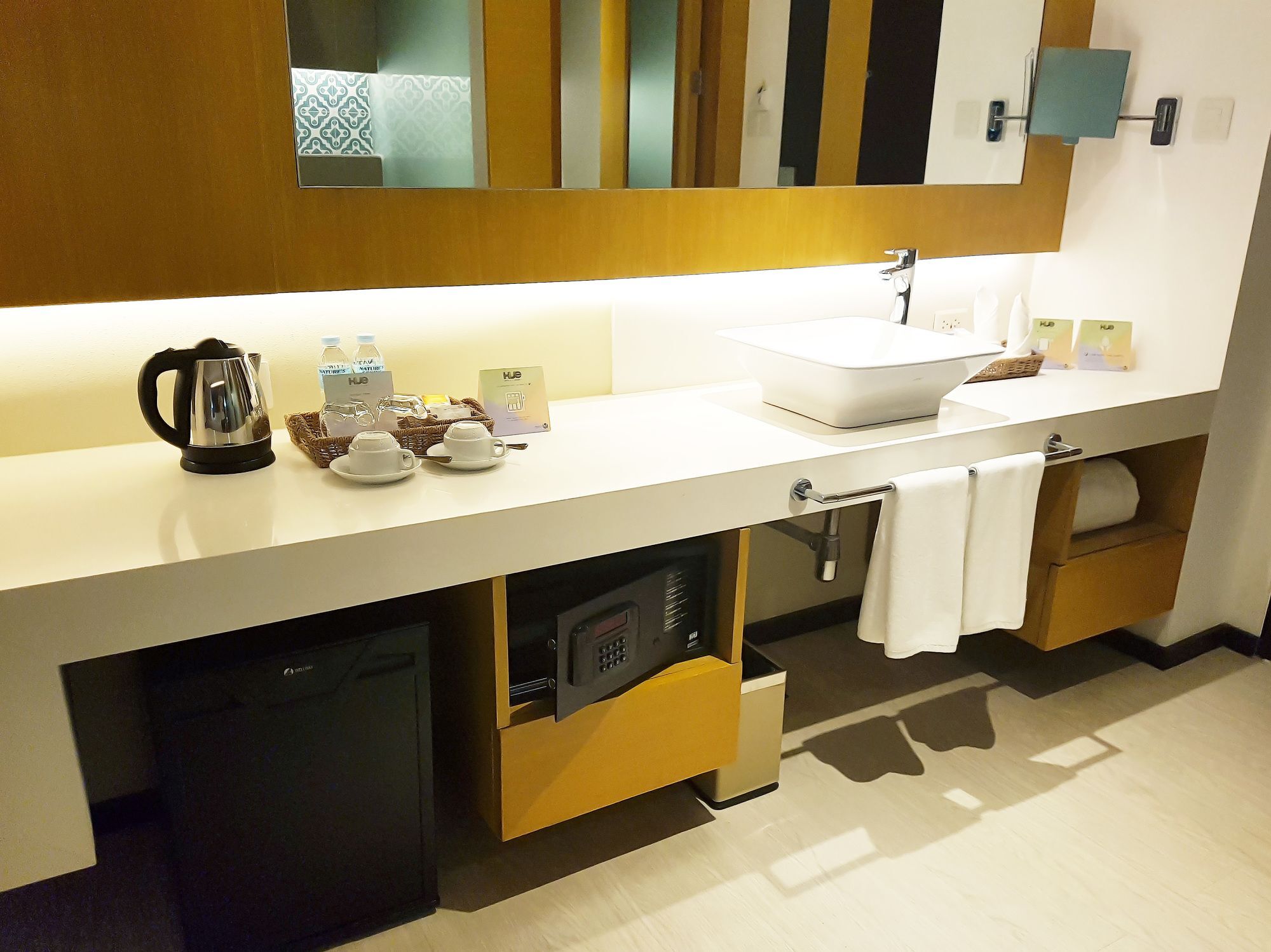 Hue Hotels And Resorts Boracay Managed By Hii Manoc-Manoc Εξωτερικό φωτογραφία